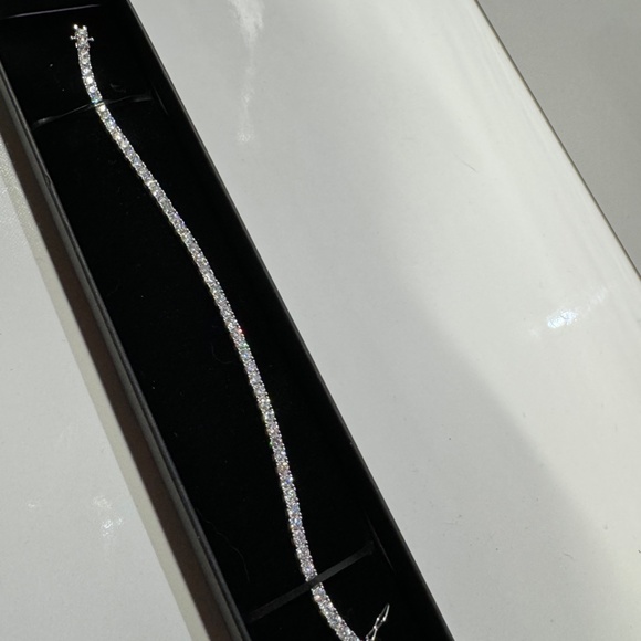 Diamond Bracelet Moissanite - Picture 8 of 9